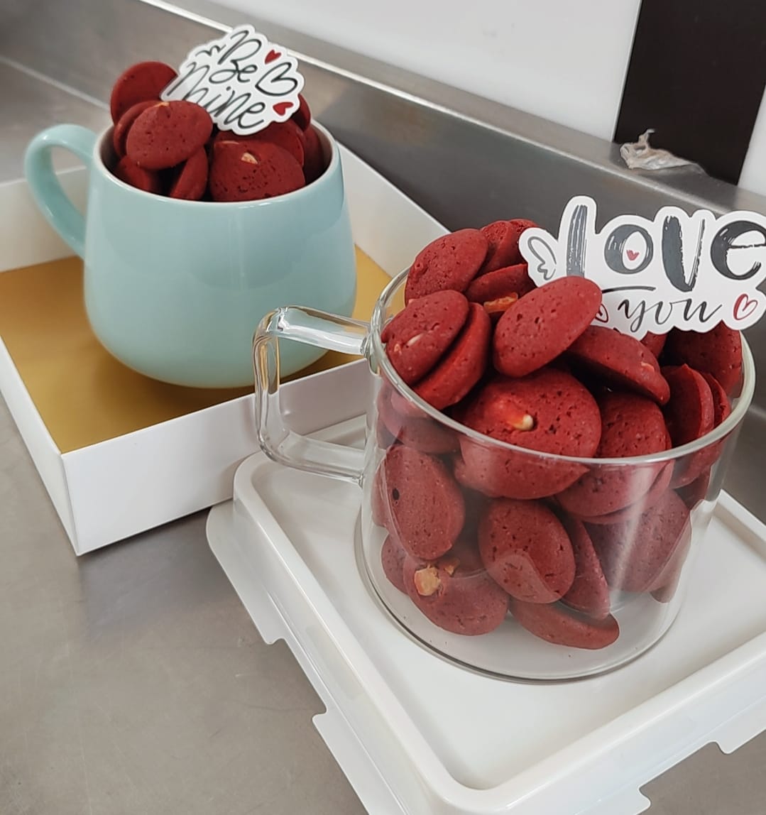 אלפחורס וקינוחים